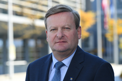 Landesrat Waldhäusl zeigt die mangelnde Kenntnis von Sozialminister Anschober auf