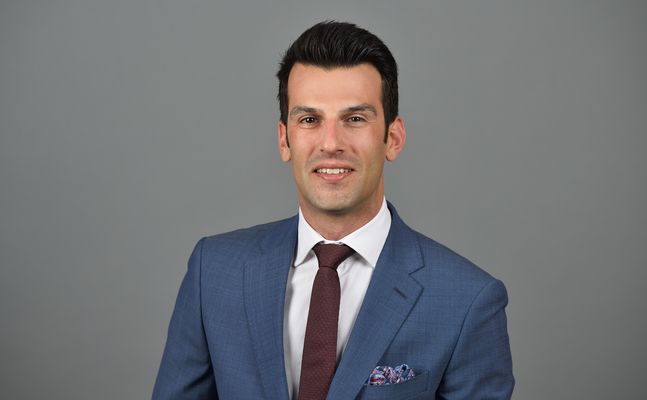 Udo Landbauer will das absolute Rauchverbot kippen!  