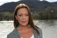 LAbg. Vesna Schuster fordert Aufklärung in der Causa 'Therapeutische Gemeinschaften'