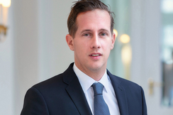 Reinhard Teufel bekräftigt die Maßnahmen von FPÖ-Innenminister Kickl 